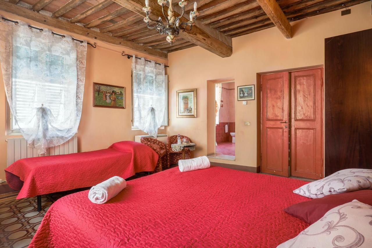 Antica Residenza Santa Chiara -City Center Лукка Экстерьер фото