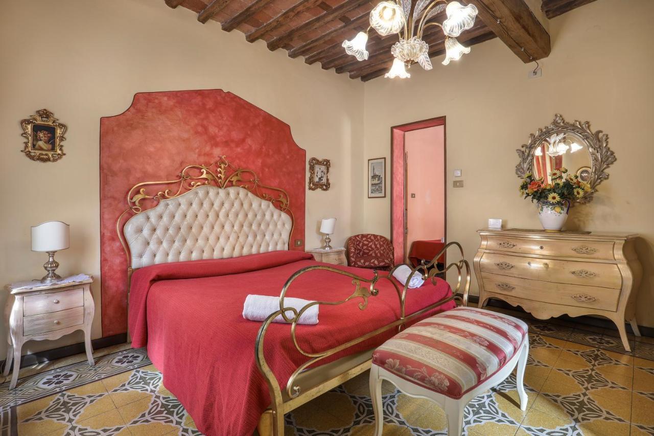 Antica Residenza Santa Chiara -City Center Лукка Экстерьер фото