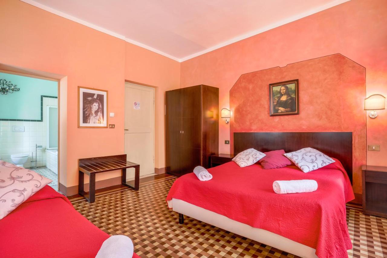 Antica Residenza Santa Chiara -City Center Лукка Экстерьер фото