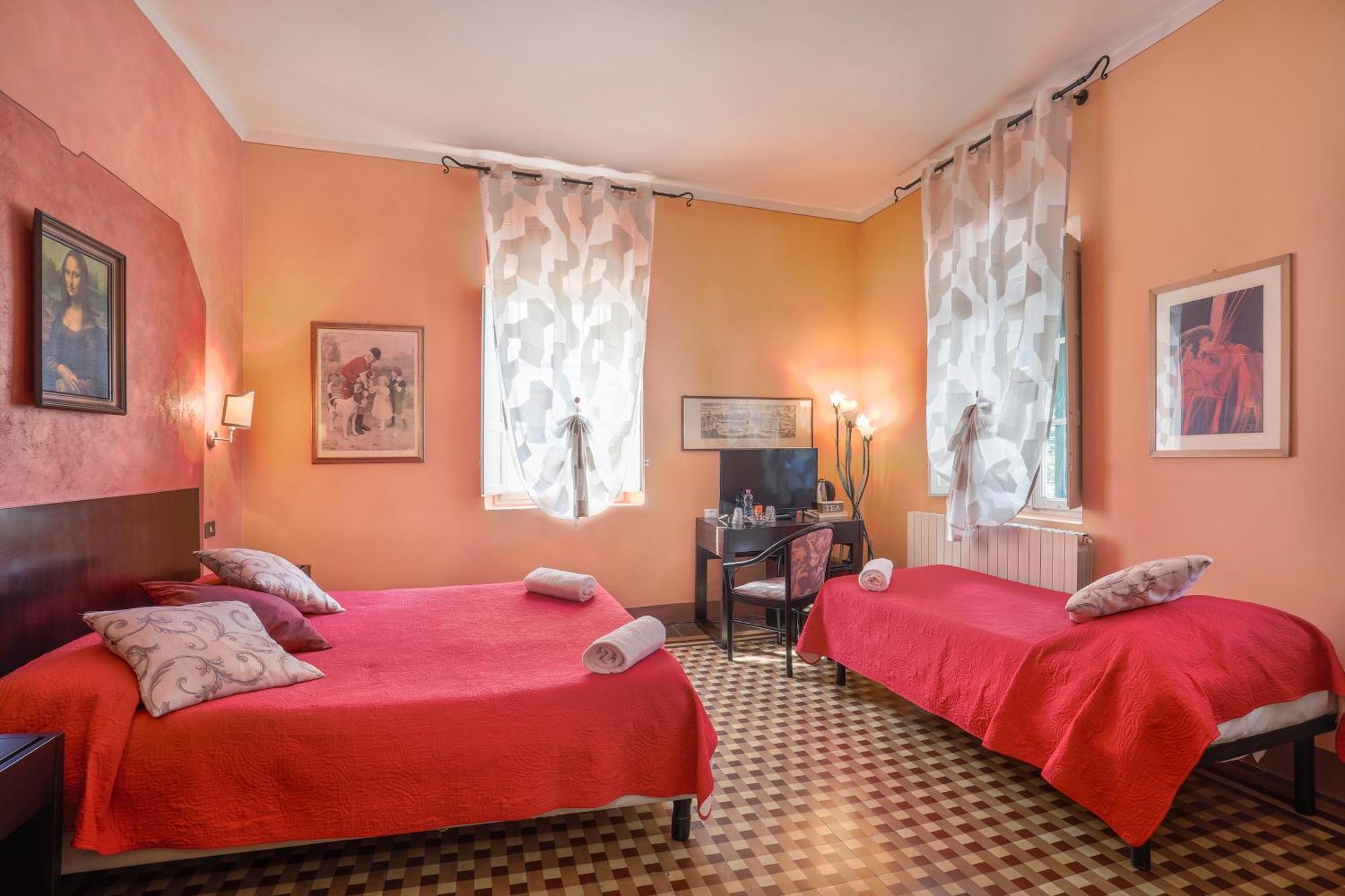 Antica Residenza Santa Chiara -City Center Лукка Экстерьер фото